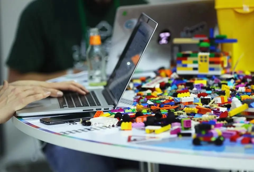 1-16-Techniques-to-Encourage-Innovation-in-the-Workplace